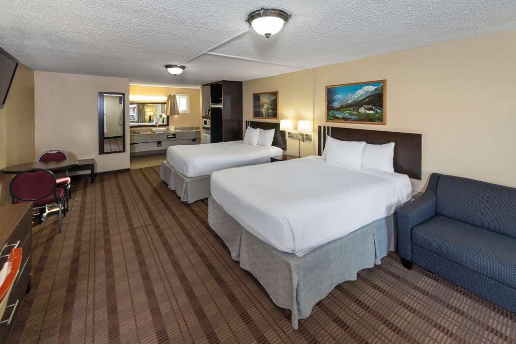 Econo Lodge Inn & Suites Medicine Hat Ruang foto