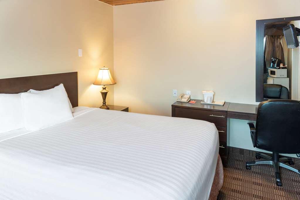 Econo Lodge Inn & Suites Medicine Hat Ruang foto