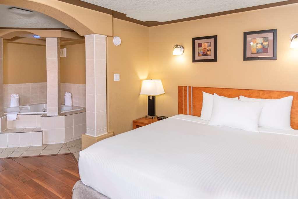 Econo Lodge Inn & Suites Medicine Hat Ruang foto