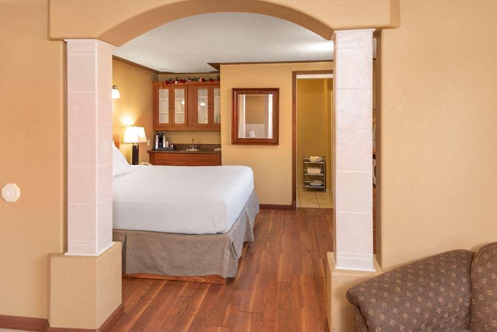 Econo Lodge Inn & Suites Medicine Hat Ruang foto